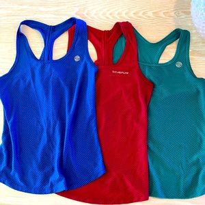 Workout Trio Top breathable and open back